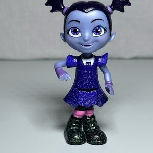 2017 Collectible Disney Junior Vampirina 3 1/2" Vampire DollFigure